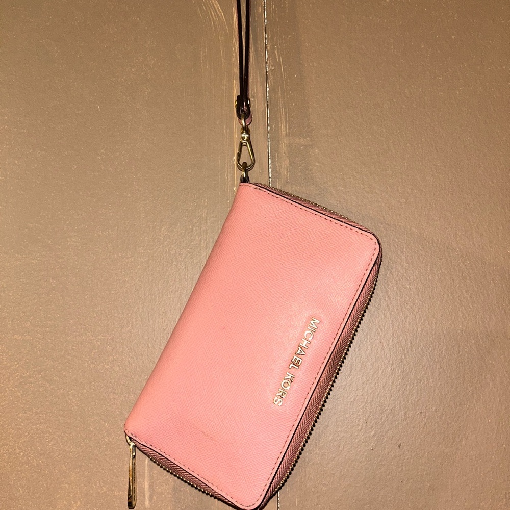 BundleMK handbags